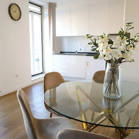 Appartement Before Making Request Read Hostprofile # Lisboa 3 Quartos-Ar Condicionado *